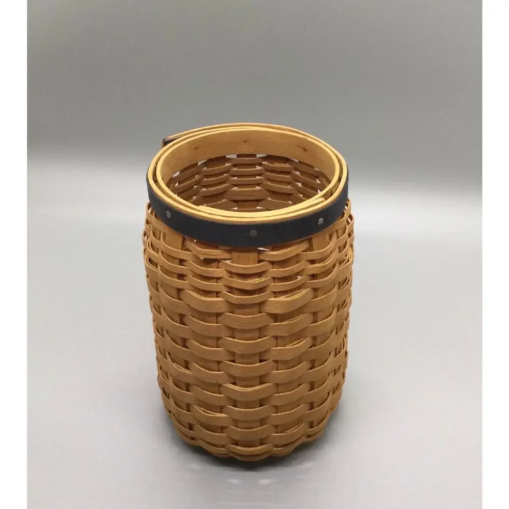 Longaberger Blue Ribbon Pride basket - Picture 1 of 3